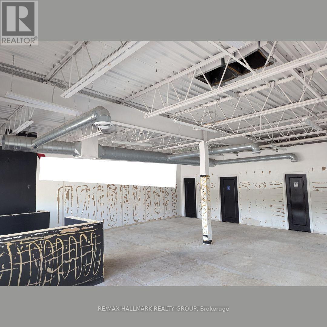 1734 Montreal Road, Ottawa, Ontario  K1J 6N3 - Photo 4 - X12203975