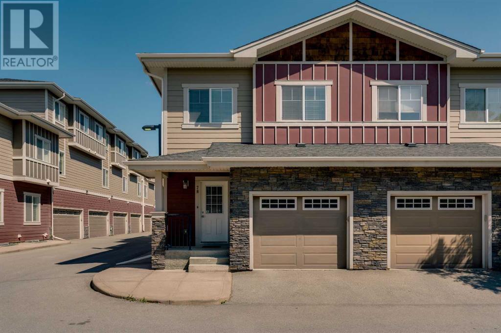 Property at 78 West Coach Manor SW image 1