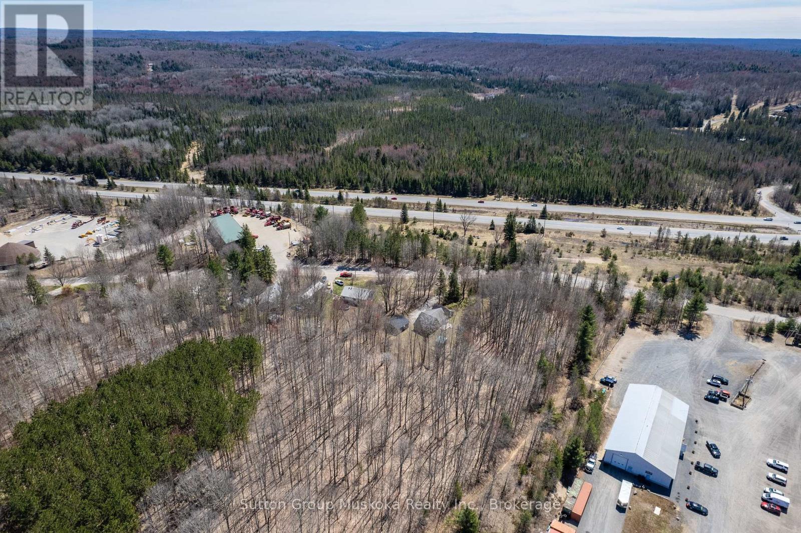 492 Old Ferguson Road E, Huntsville, Ontario  P1H 2J2 - Photo 6 - X12209877