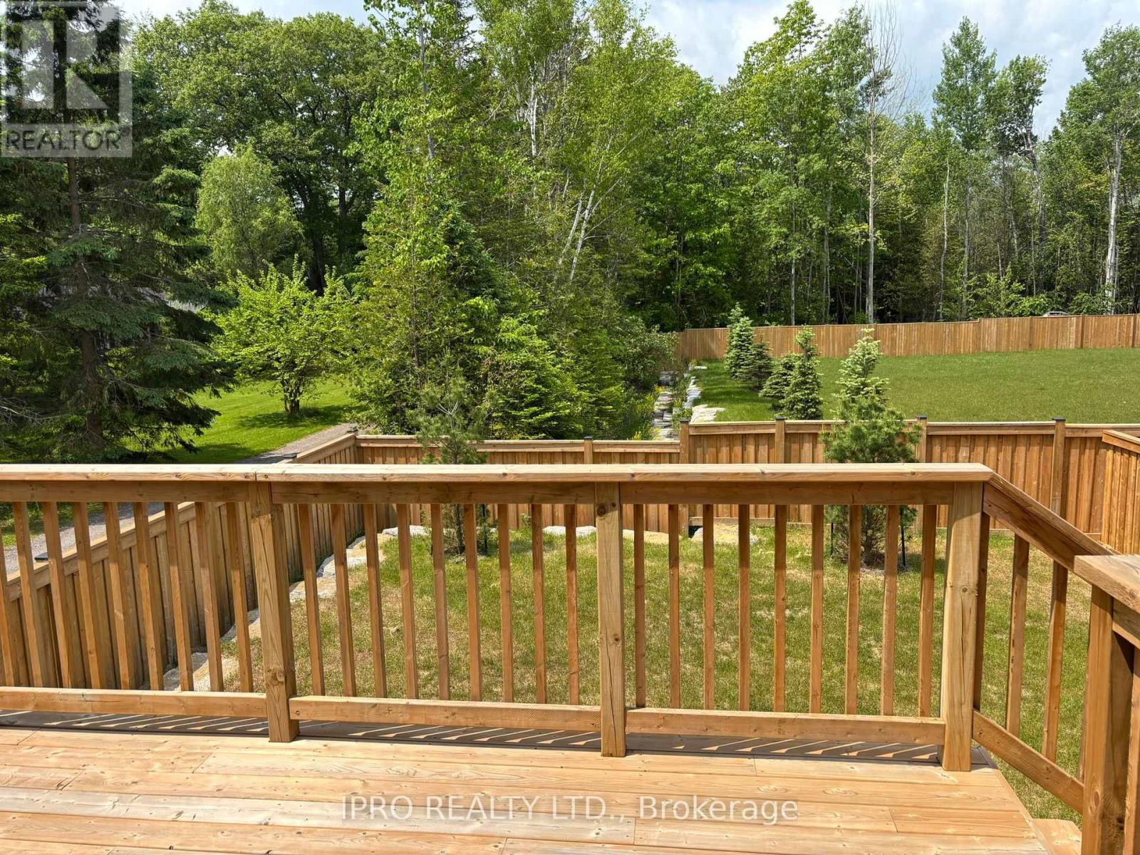 Main & 2nd Flr - 20 62nd Street S, Wasaga Beach, Ontario  L9Z 1V5 - Photo 15 - S12209787