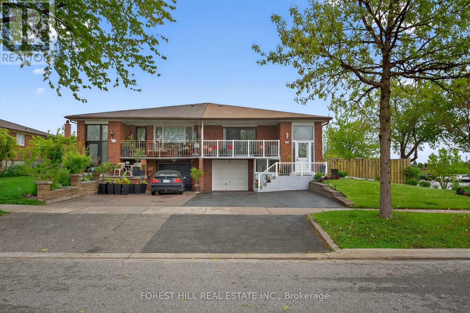 100 ANDREW PARK, Vaughan, Ontario