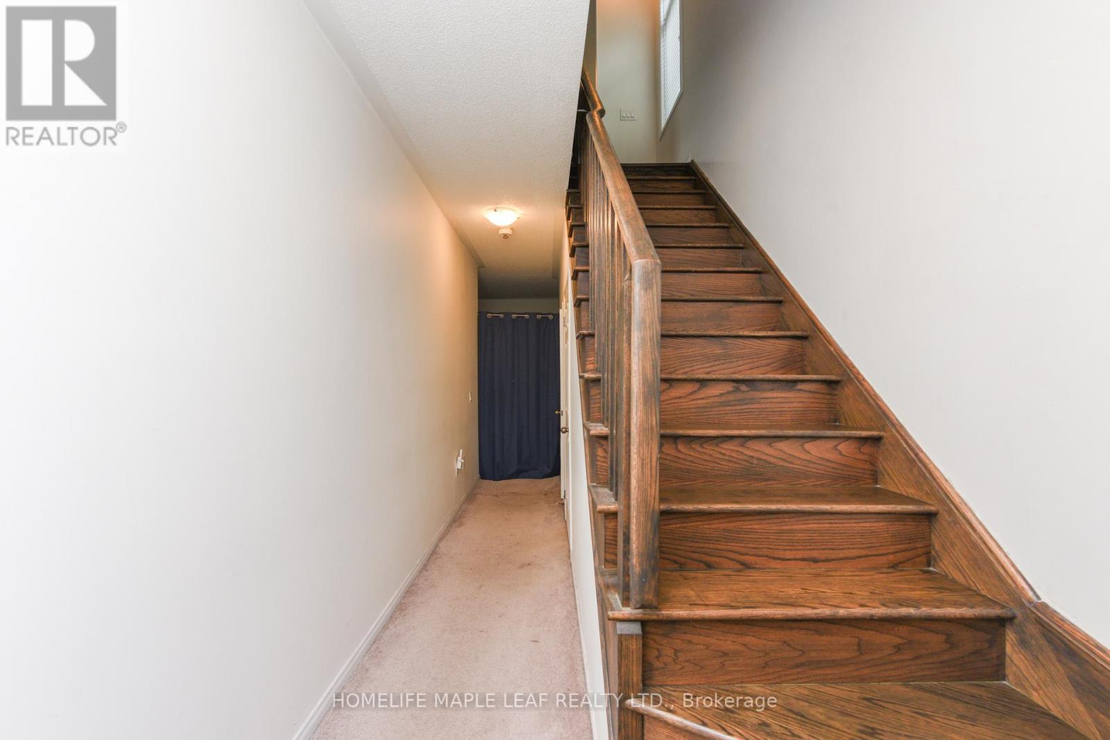 1 - 350 Ladycroft Terrace, Mississauga, Ontario  L5A 3N7 - Photo 7 - W12205595
