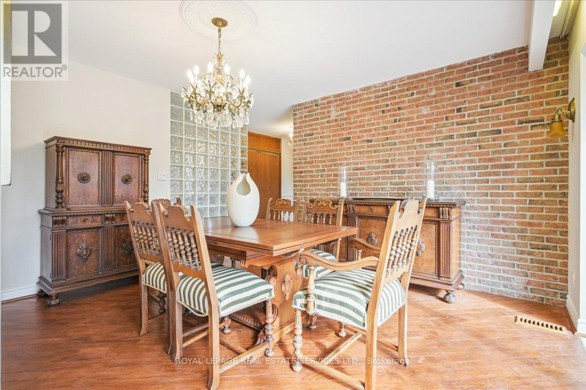 2145 Blessington Street, Burlington, Ontario  L7P 0J7 - Photo 9 - W12201913