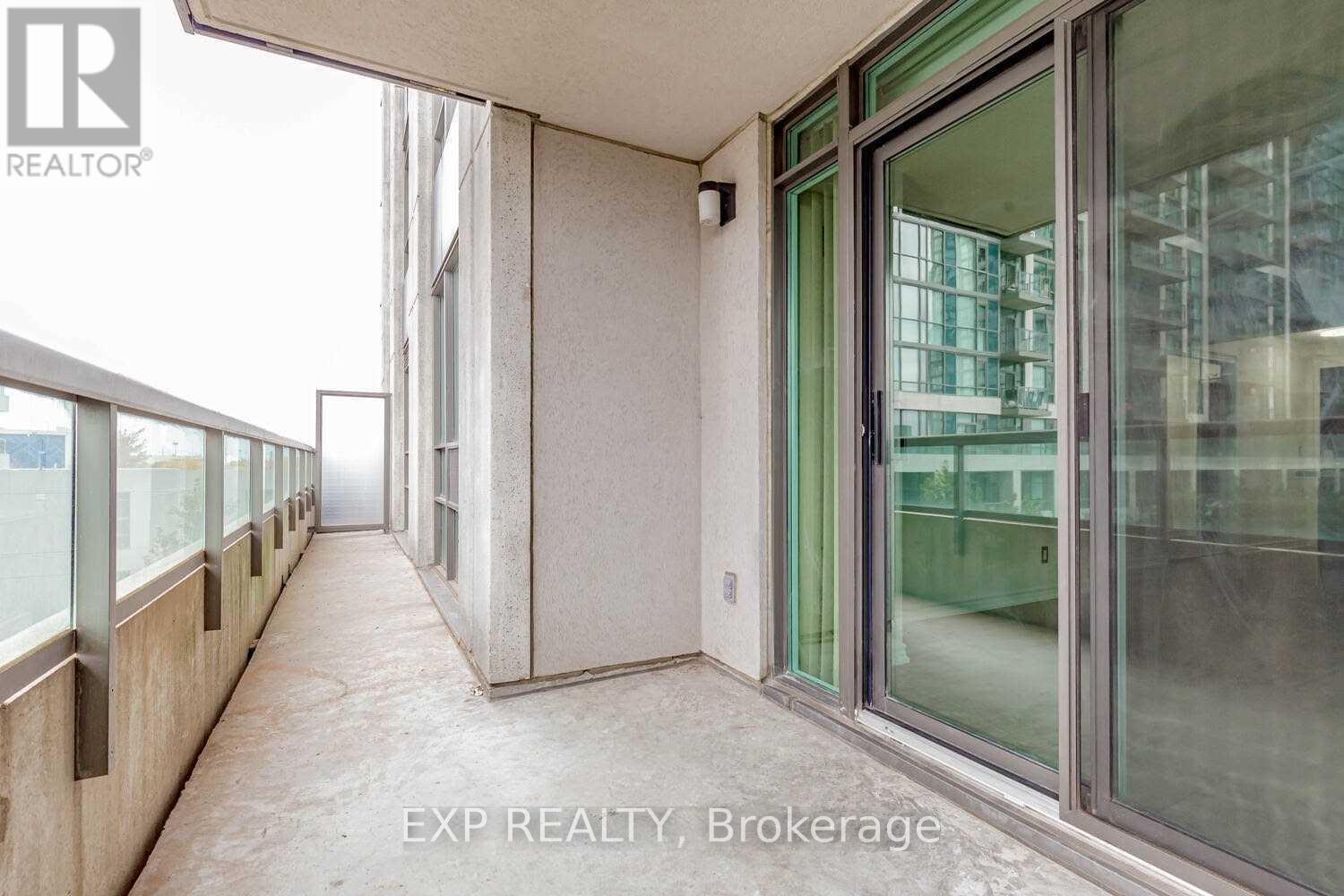 303 - 335 Rathburn Road W, Mississauga, Ontario  L5B 0C8 - Photo 20 - W12175754