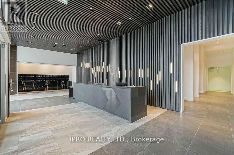 430 - 2485 Taunton Road E, Oakville (Ro River Oaks), Ontario  L6H 3R8 - Photo 4 - W12209095