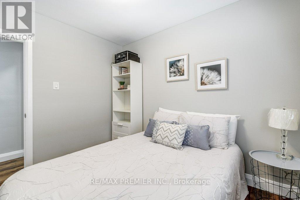 50 Fernando Road, Toronto (Humbermede), Ontario  M9M 2P6 - Photo 23 - W12209452