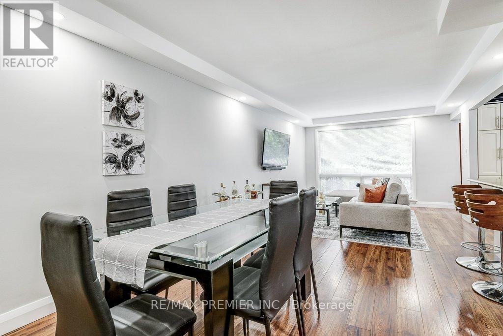 50 Fernando Road, Toronto (Humbermede), Ontario  M9M 2P6 - Photo 11 - W12209452