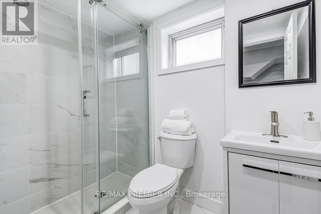 50 Fernando Road, Toronto (Humbermede), Ontario  M9M 2P6 - Photo 31 - W12209452