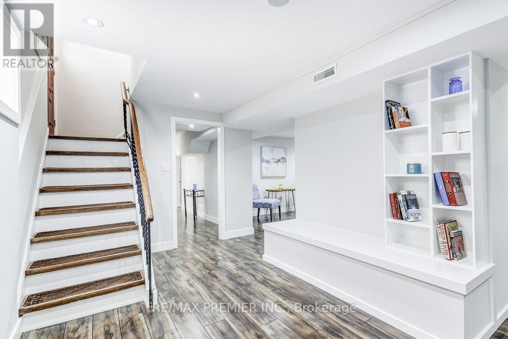 50 Fernando Road, Toronto (Humbermede), Ontario  M9M 2P6 - Photo 26 - W12209452