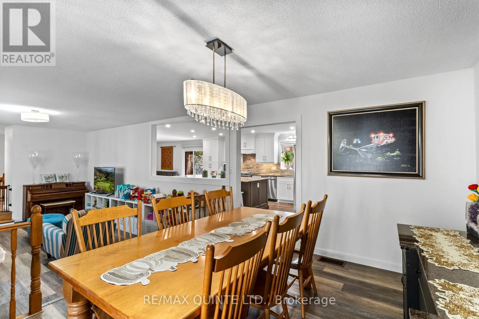 1140 Somerville 3rd Concession, Kawartha Lakes, Ontario K0M 1N0 - Photo 11 - X12155384