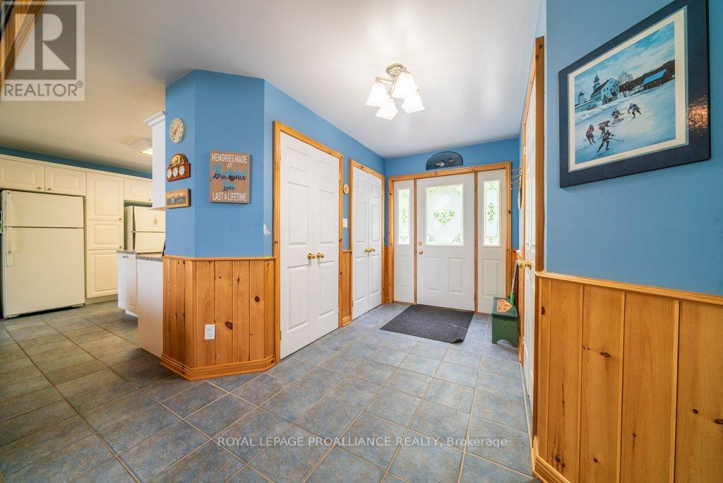 1134 North Shore Road, Frontenac (Frontenac North), Ontario  K0H 2M0 - Photo 8 - X12209806