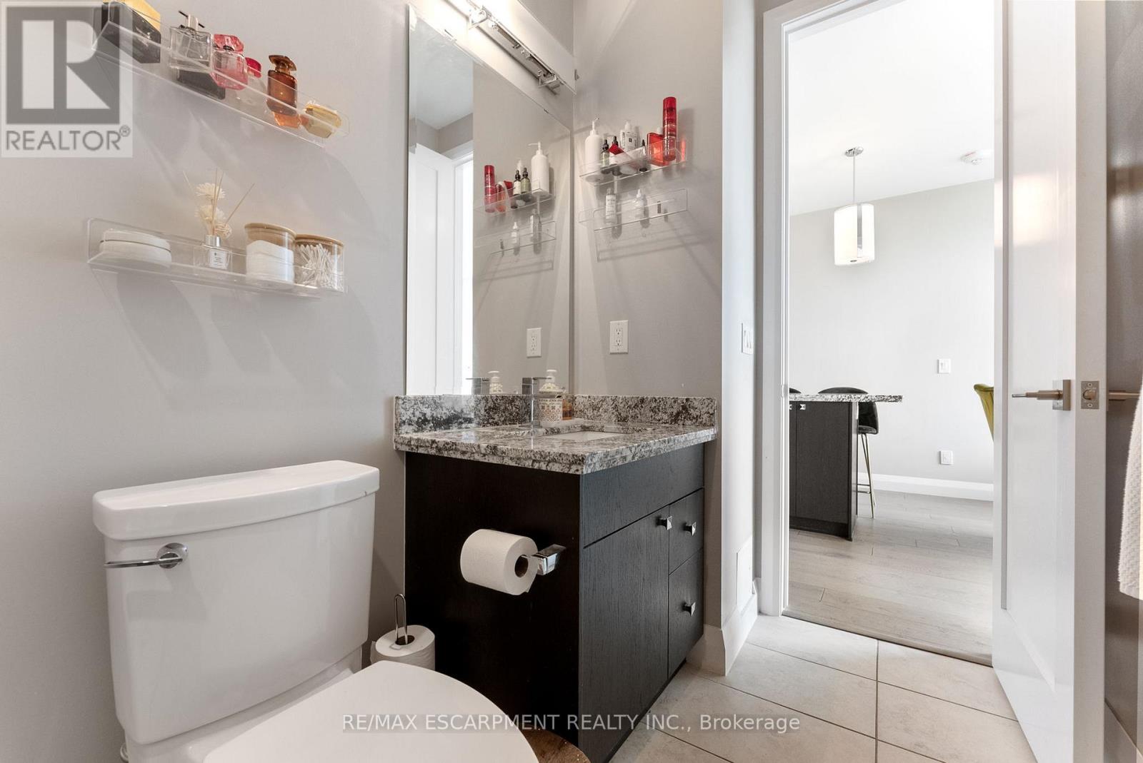 502 - 101 Locke Street S, Hamilton, Ontario  L8P 4A6 - Photo 10 - X12209652