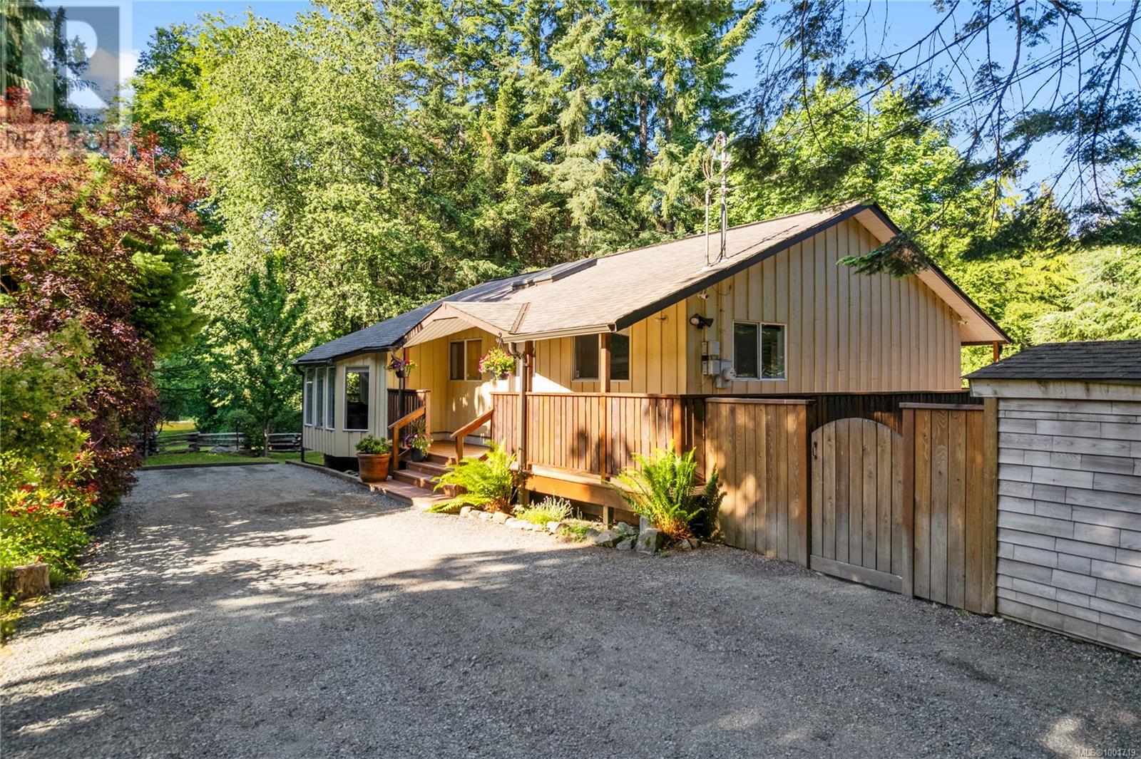 1676 Wilkinson Rd, Nanaimo, British Columbia  V9X 1V6 - Photo 1 - 1001719