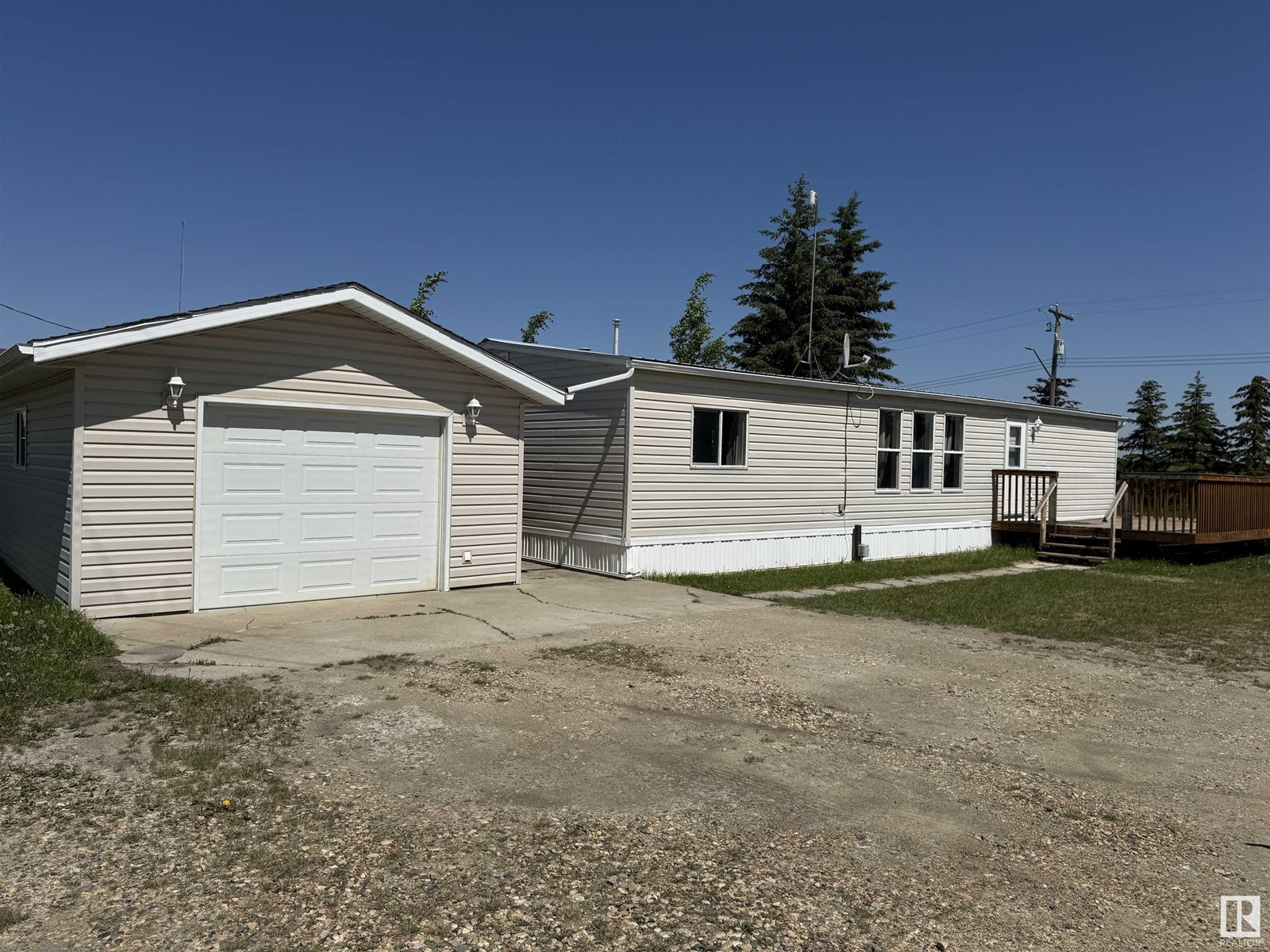 5006 49 St, Rocky Rapids, Alberta  T0E 1Z0 - Photo 2 - E4441484