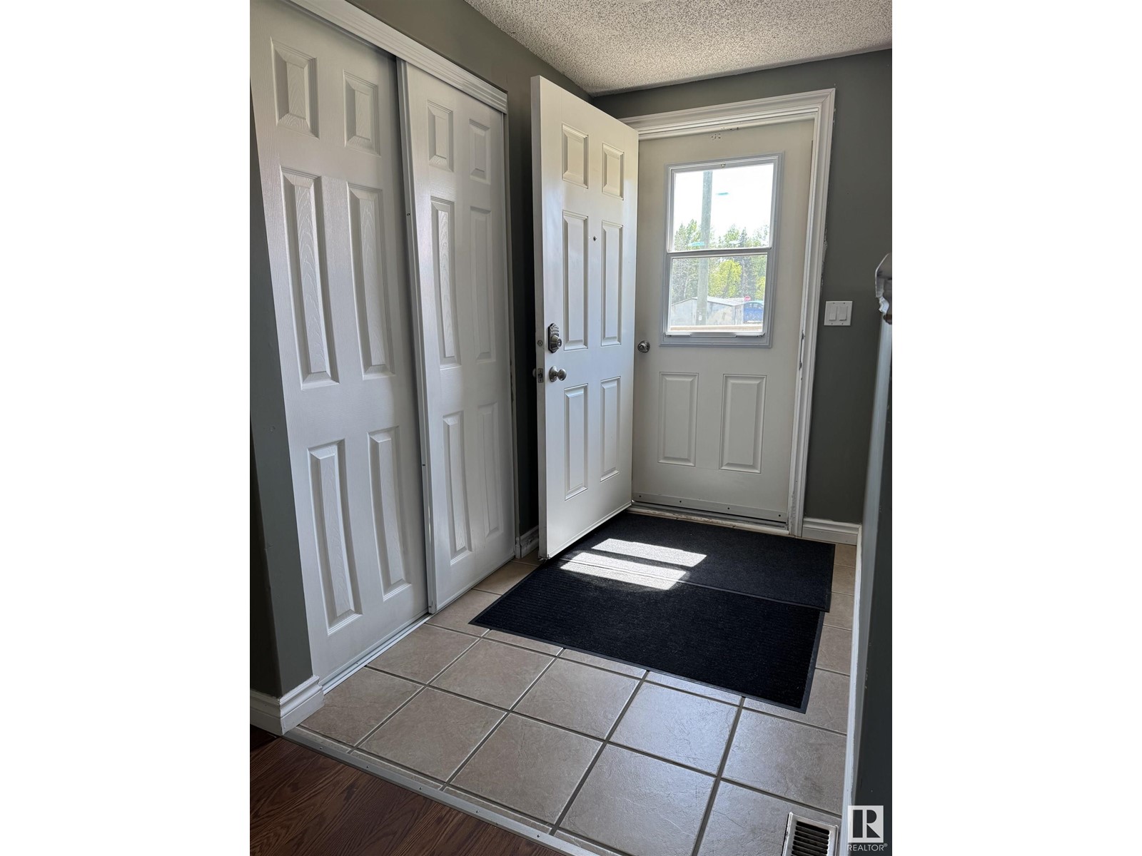 5006 49 St, Rocky Rapids, Alberta  T0E 1Z0 - Photo 3 - E4441484