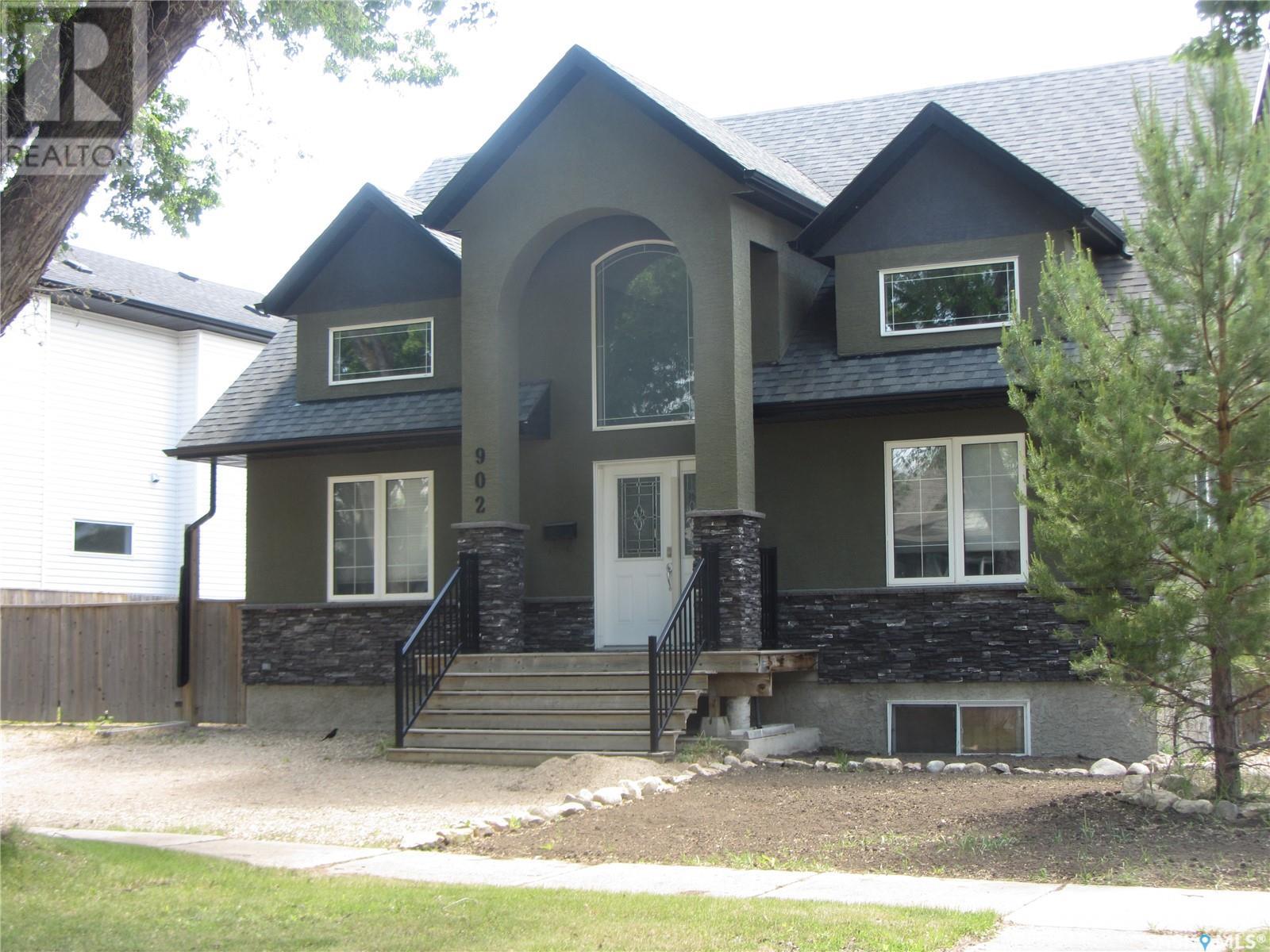 902 6th STREET E, saskatoon, Saskatchewan