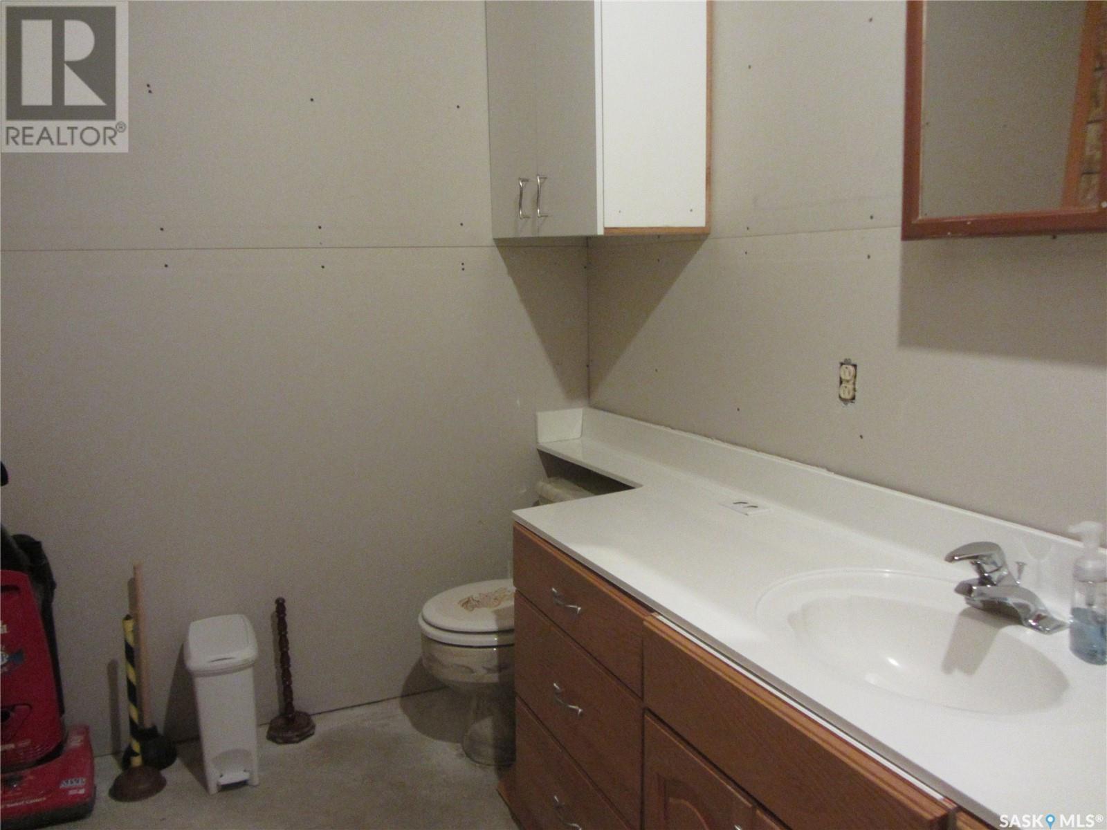 902 6th Street E, Saskatoon, Saskatchewan  S7H 1C9 - Photo 28 - SK008913