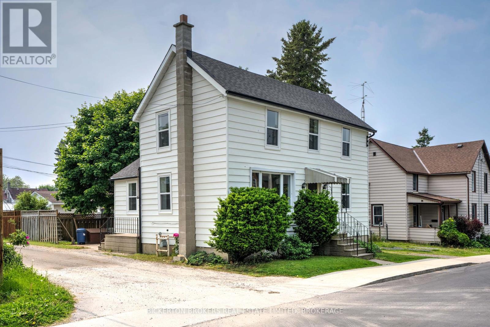 250 WILLIAM STREET N, gananoque, Ontario