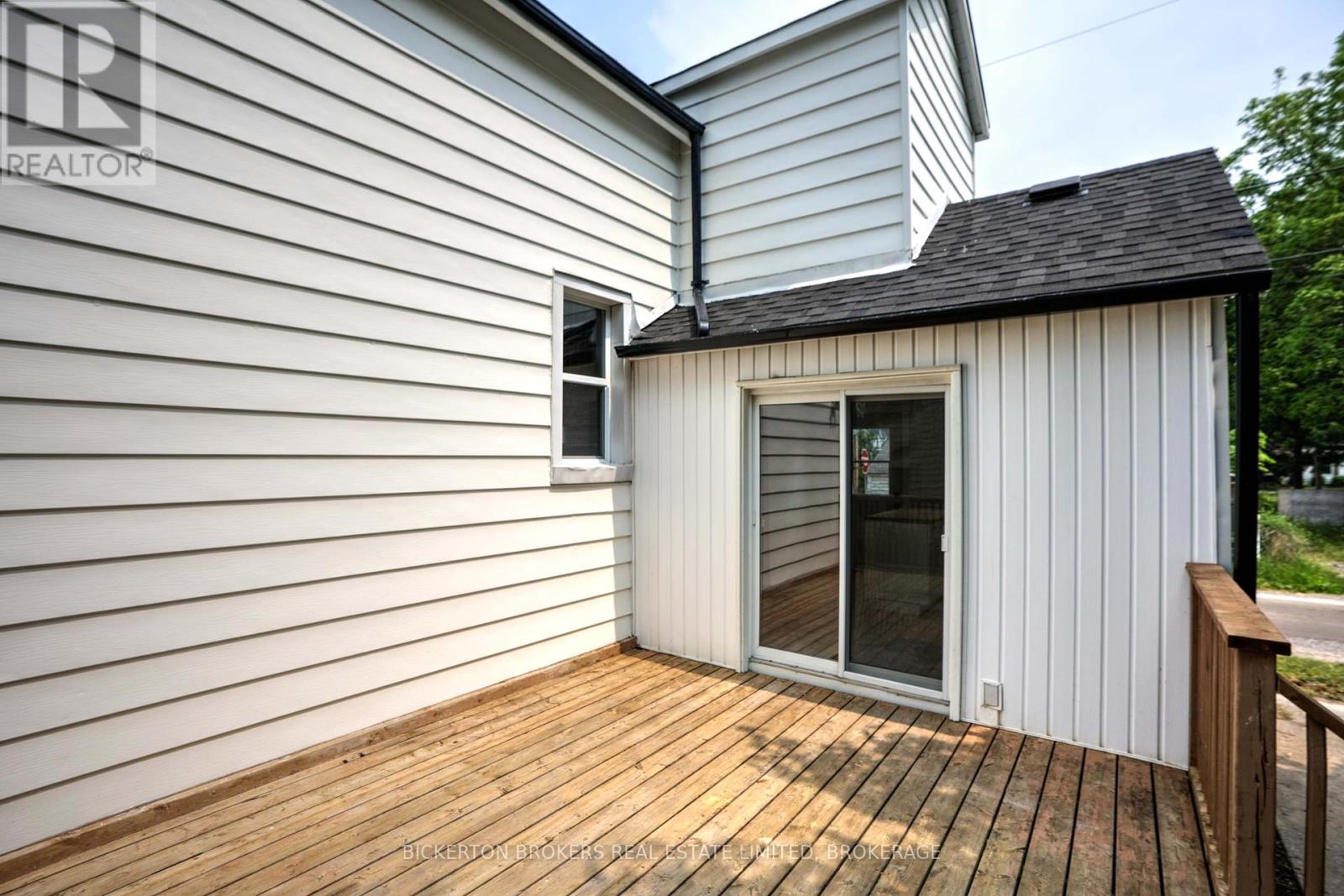 250 William Street N, Gananoque, Ontario  K7G 1S5 - Photo 10 - X12210067