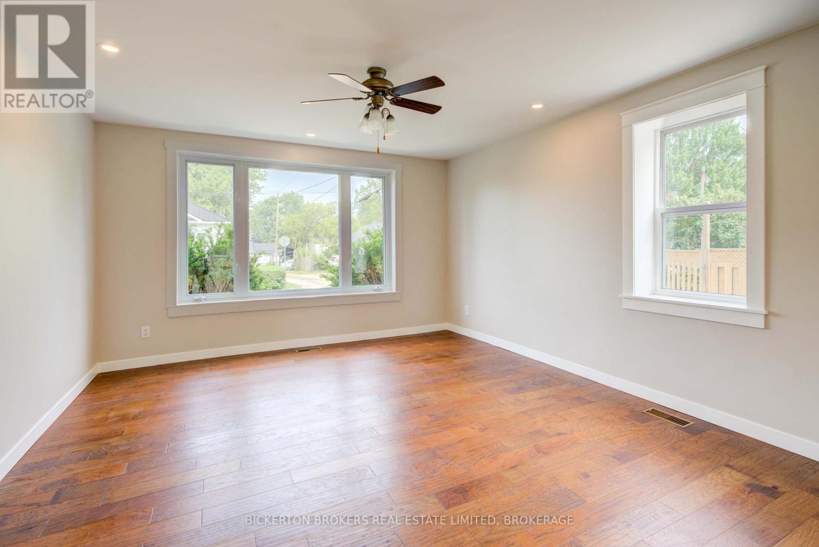 250 William Street N, Gananoque, Ontario  K7G 1S5 - Photo 15 - X12210067
