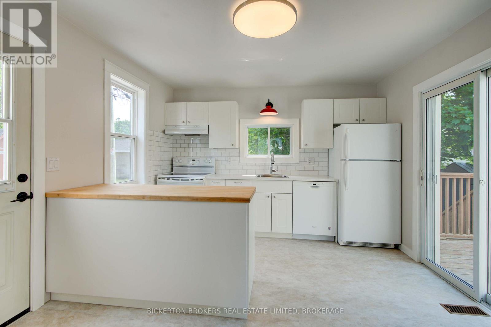 250 William Street N, Gananoque, Ontario  K7G 1S5 - Photo 22 - X12210067