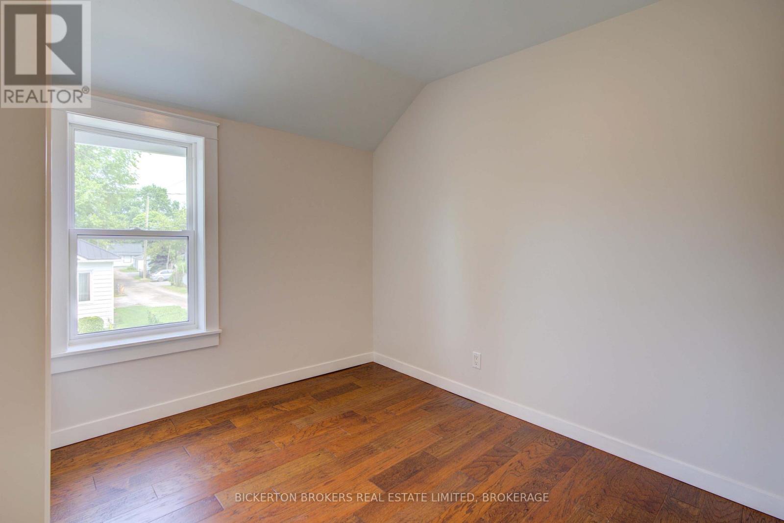 250 William Street N, Gananoque, Ontario  K7G 1S5 - Photo 34 - X12210067