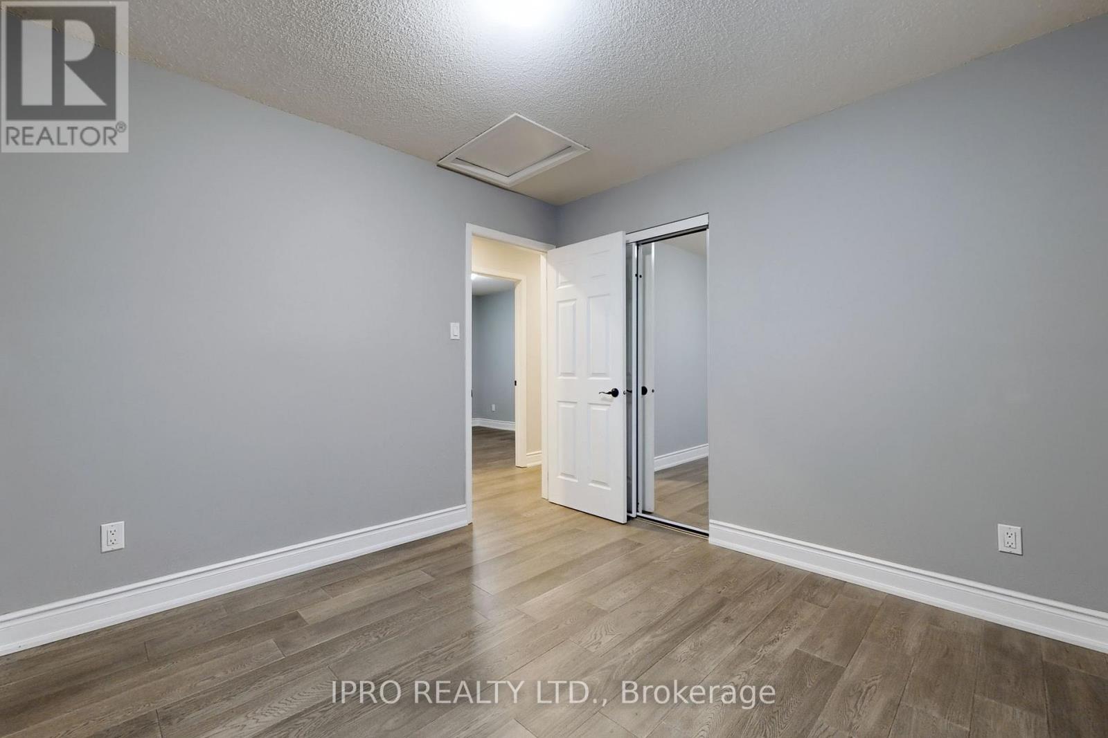 6521 Warbler Lane, Mississauga, Ontario  L5N 6E1 - Photo 42 - W12180617