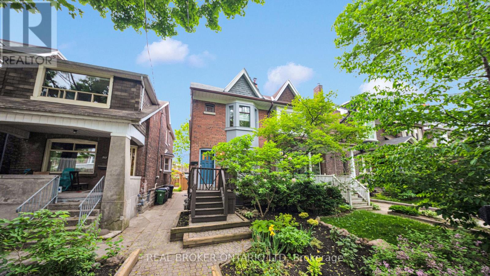 259 STRATHMORE BOULEVARD, Toronto, Ontario