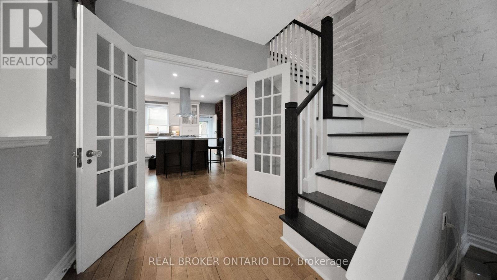 259 Strathmore Boulevard, Toronto (Danforth), Ontario  M4J 1P7 - Photo 9 - E12210156