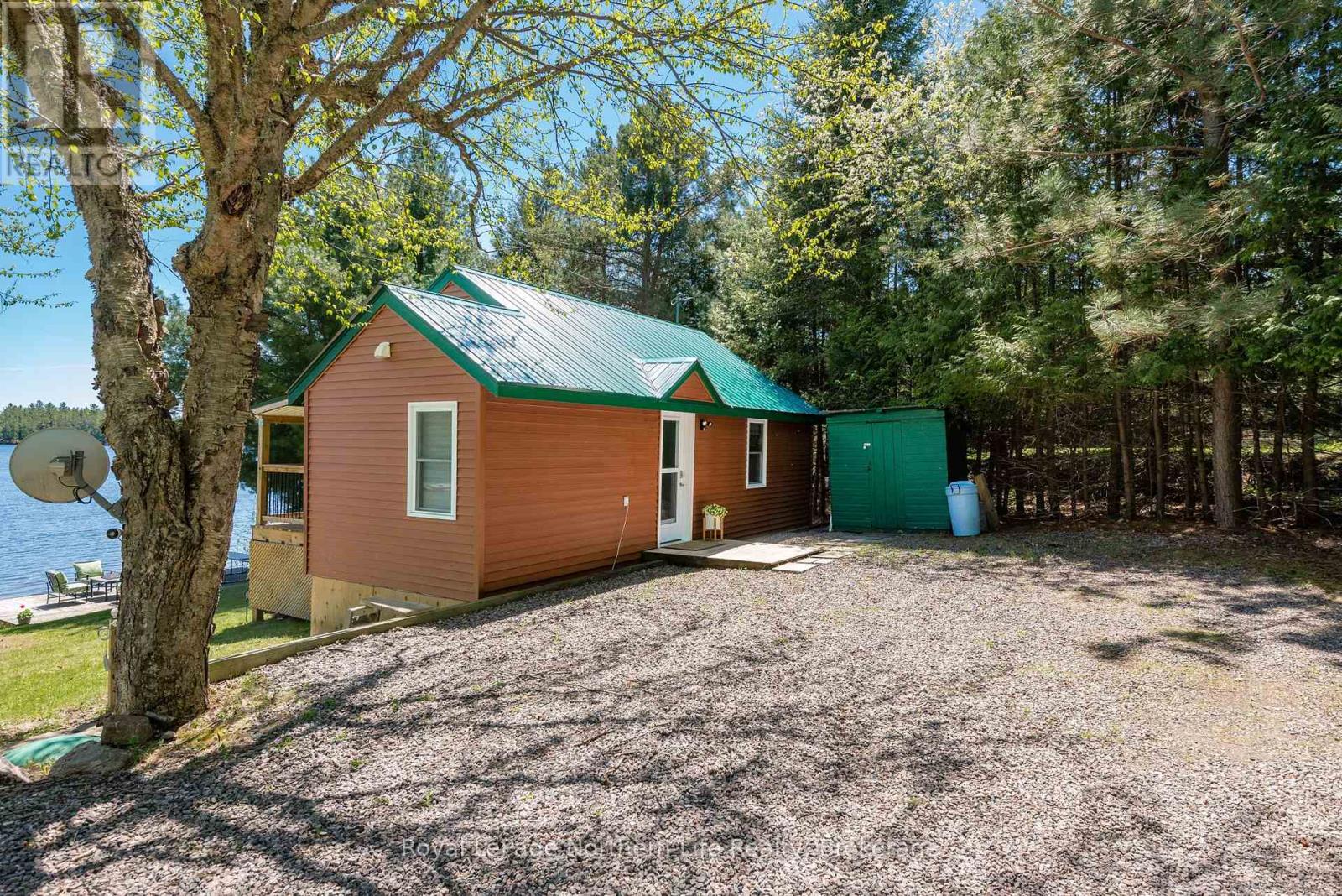 2251 Peninsula Road, North Bay, Ontario  P1B 8G4 - Photo 4 - X12162958