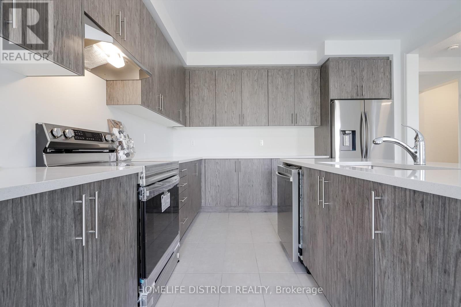 961 Trailsview Avenue, Cobourg, Ontario  K9A 4K3 - Photo 24 - X12208295