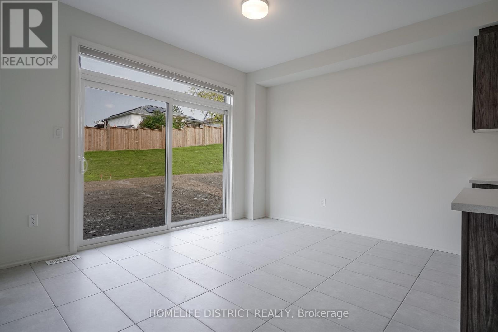 961 Trailsview Avenue, Cobourg, Ontario  K9A 4K3 - Photo 22 - X12208295