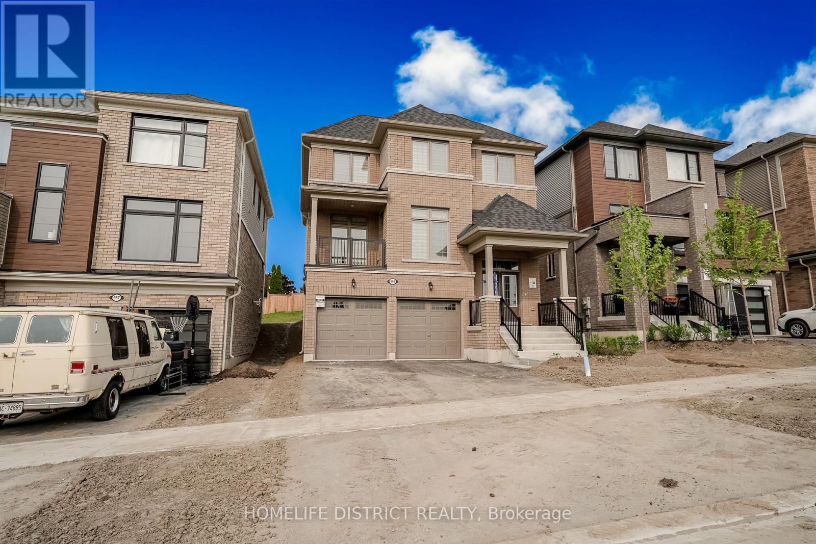 961 Trailsview Avenue, Cobourg, Ontario  K9A 4K3 - Photo 2 - X12208295