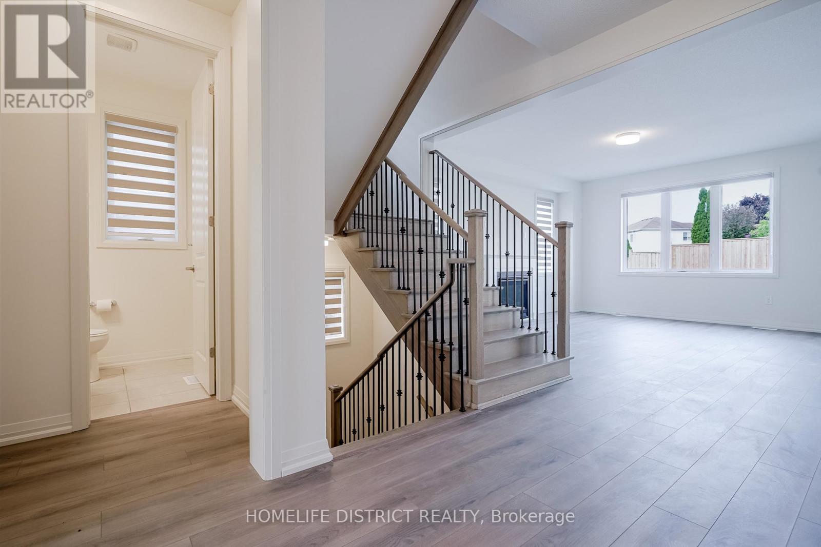 961 Trailsview Avenue, Cobourg, Ontario  K9A 4K3 - Photo 14 - X12208295