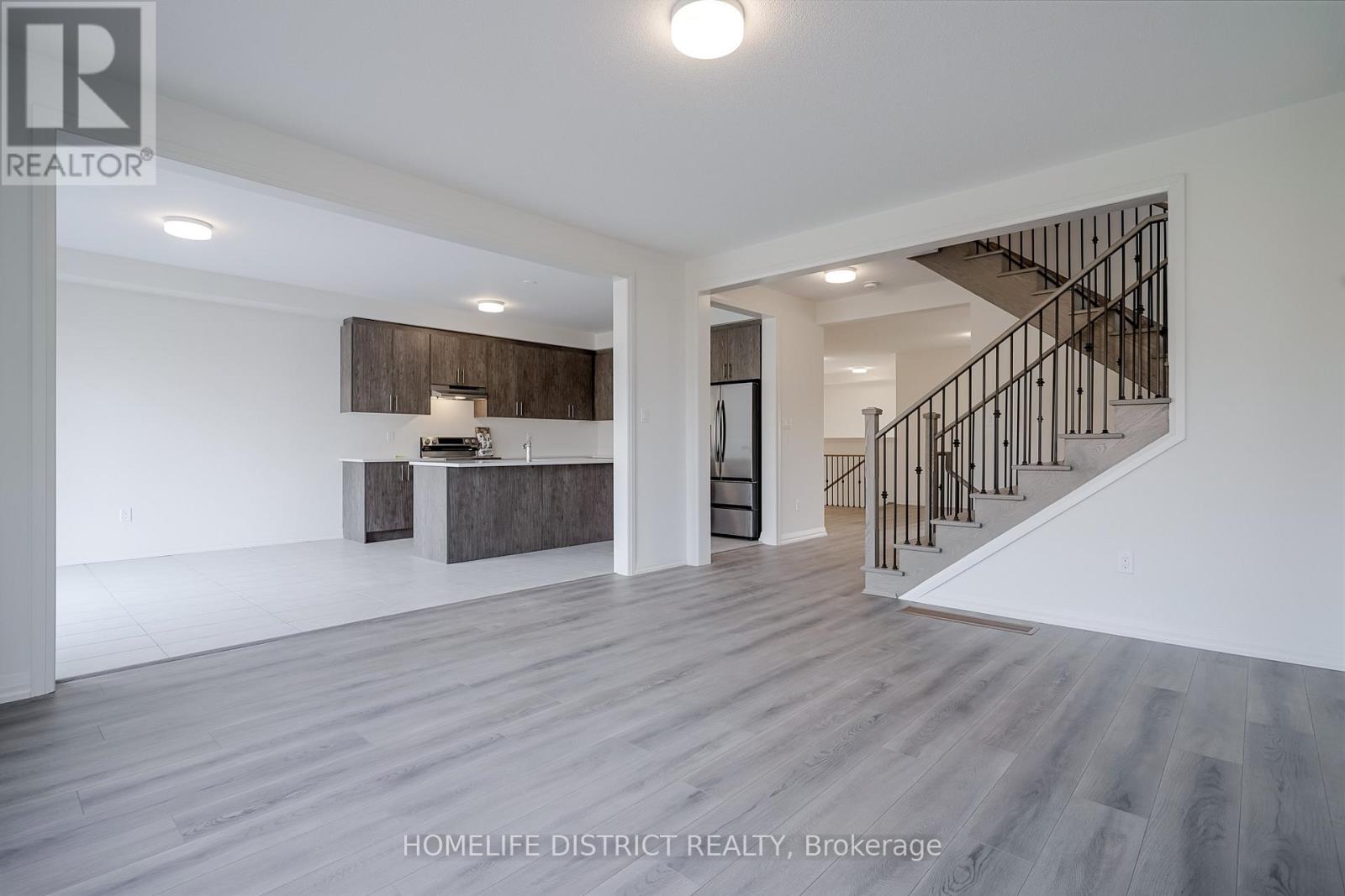 961 Trailsview Avenue, Cobourg, Ontario  K9A 4K3 - Photo 20 - X12208295