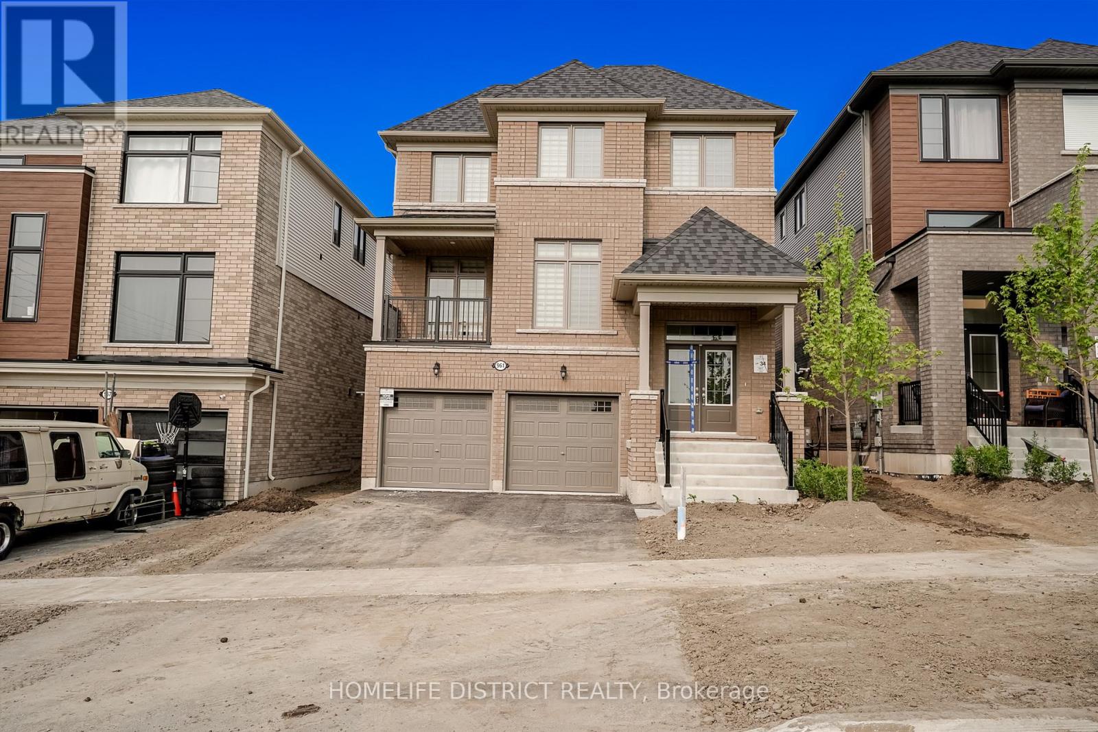 961 Trailsview Avenue, Cobourg, Ontario  K9A 4K3 - Photo 3 - X12208295