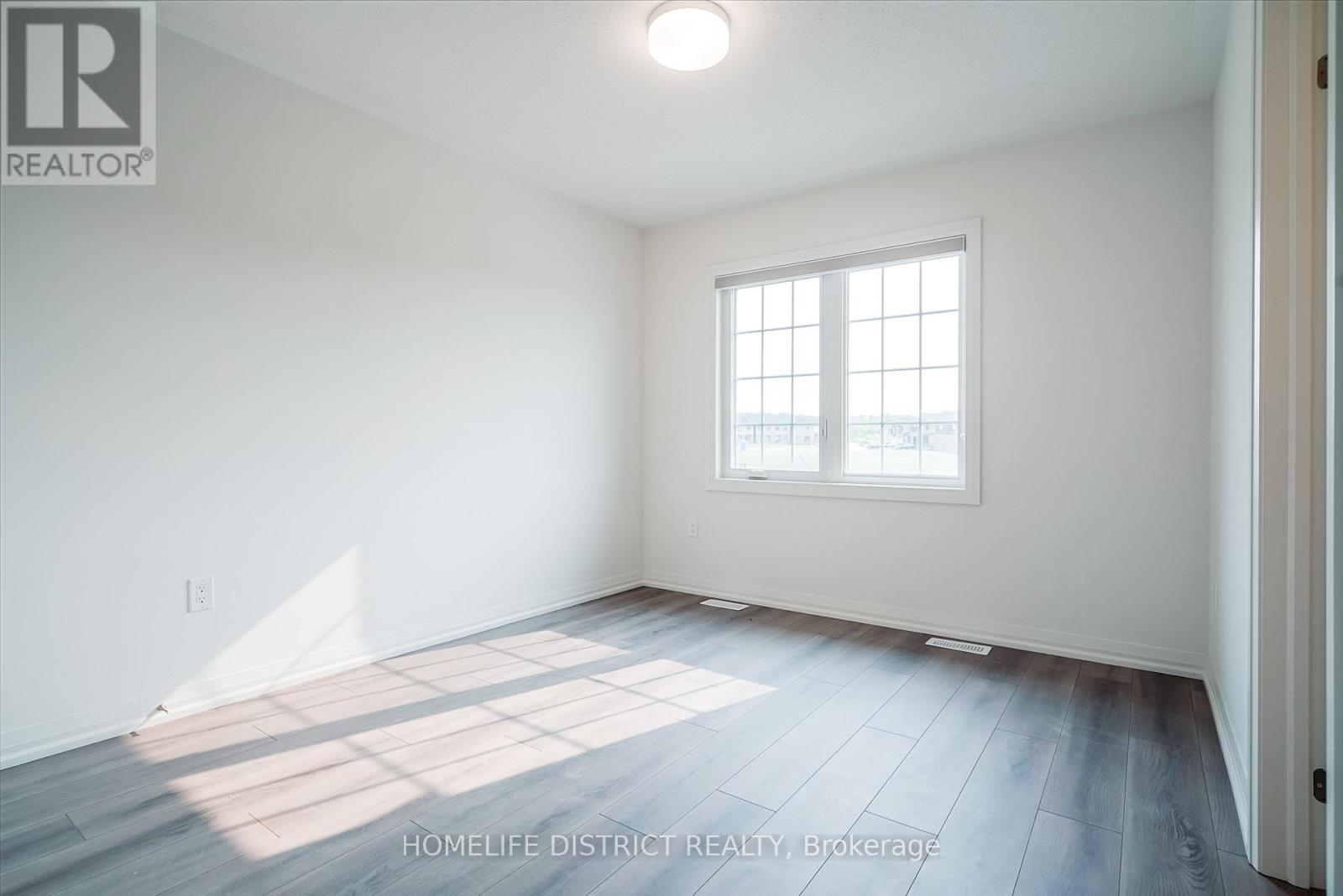 961 Trailsview Avenue, Cobourg, Ontario  K9A 4K3 - Photo 36 - X12208295