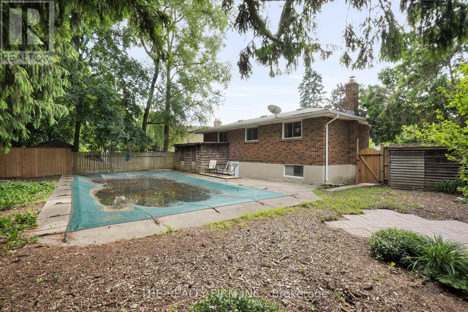 47 Carmen Crescent, London North (North H), Ontario  N5X 2B4 - Photo 46 - X12210005