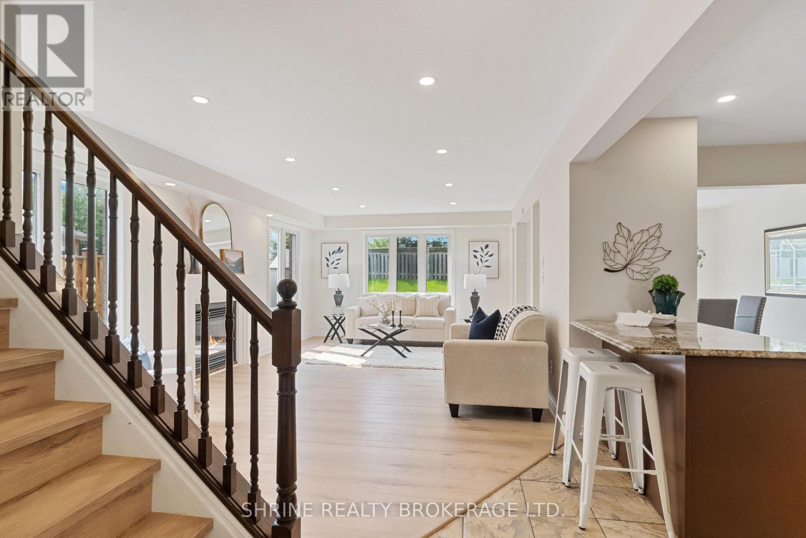 899 Bradshaw Crescent, London North (North C), Ontario  N5X 0B6 - Photo 4 - X12210068