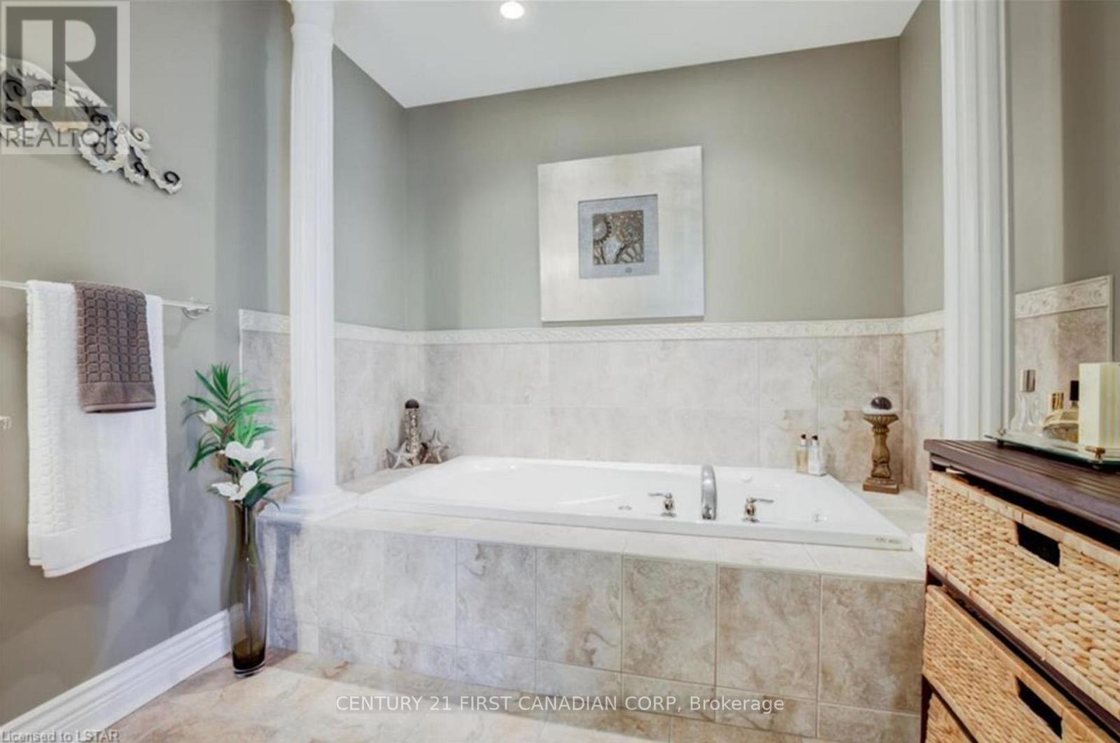 1447 Kains Woods Terrace, London South, Ontario  N6K 4Z6 - Photo 33 - X12210076