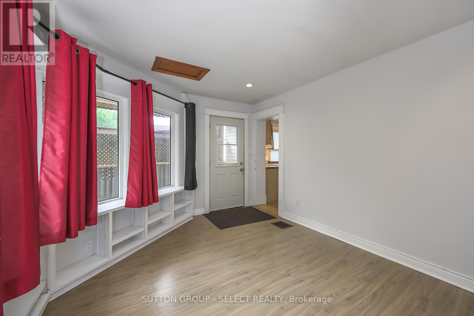 107 Langarth Street E, London South (South F), Ontario  N6C 1Z3 - Photo 12 - X12210087