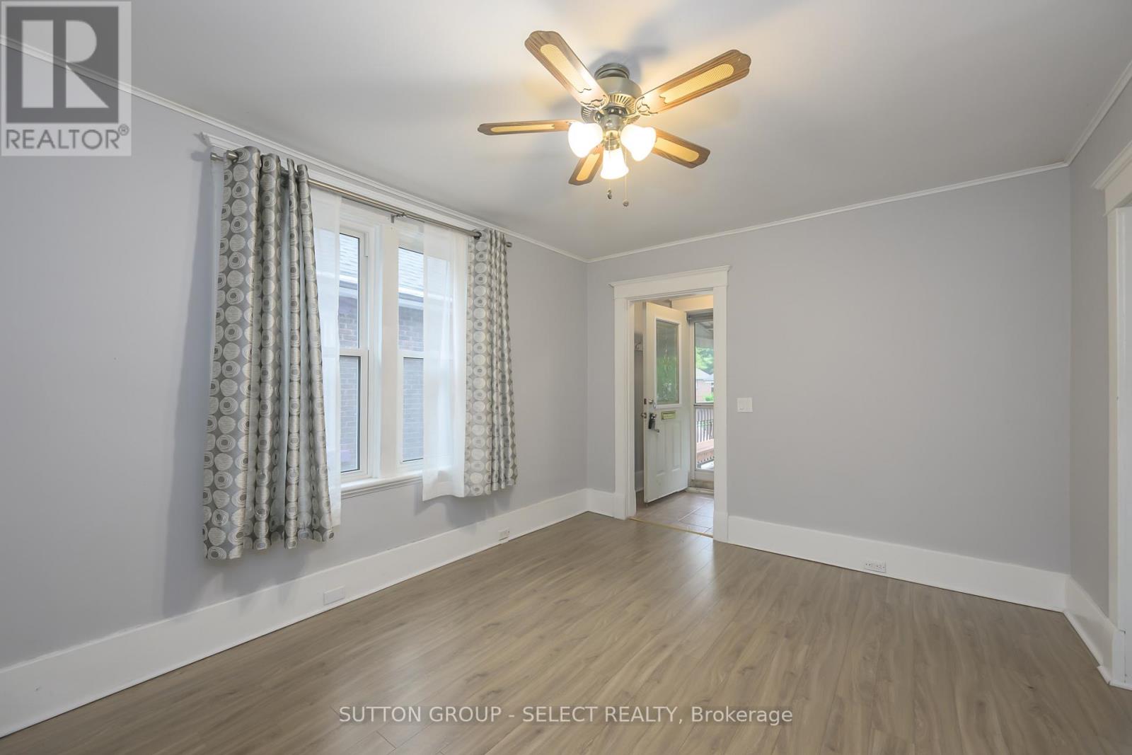 107 Langarth Street E, London South (South F), Ontario  N6C 1Z3 - Photo 6 - X12210087