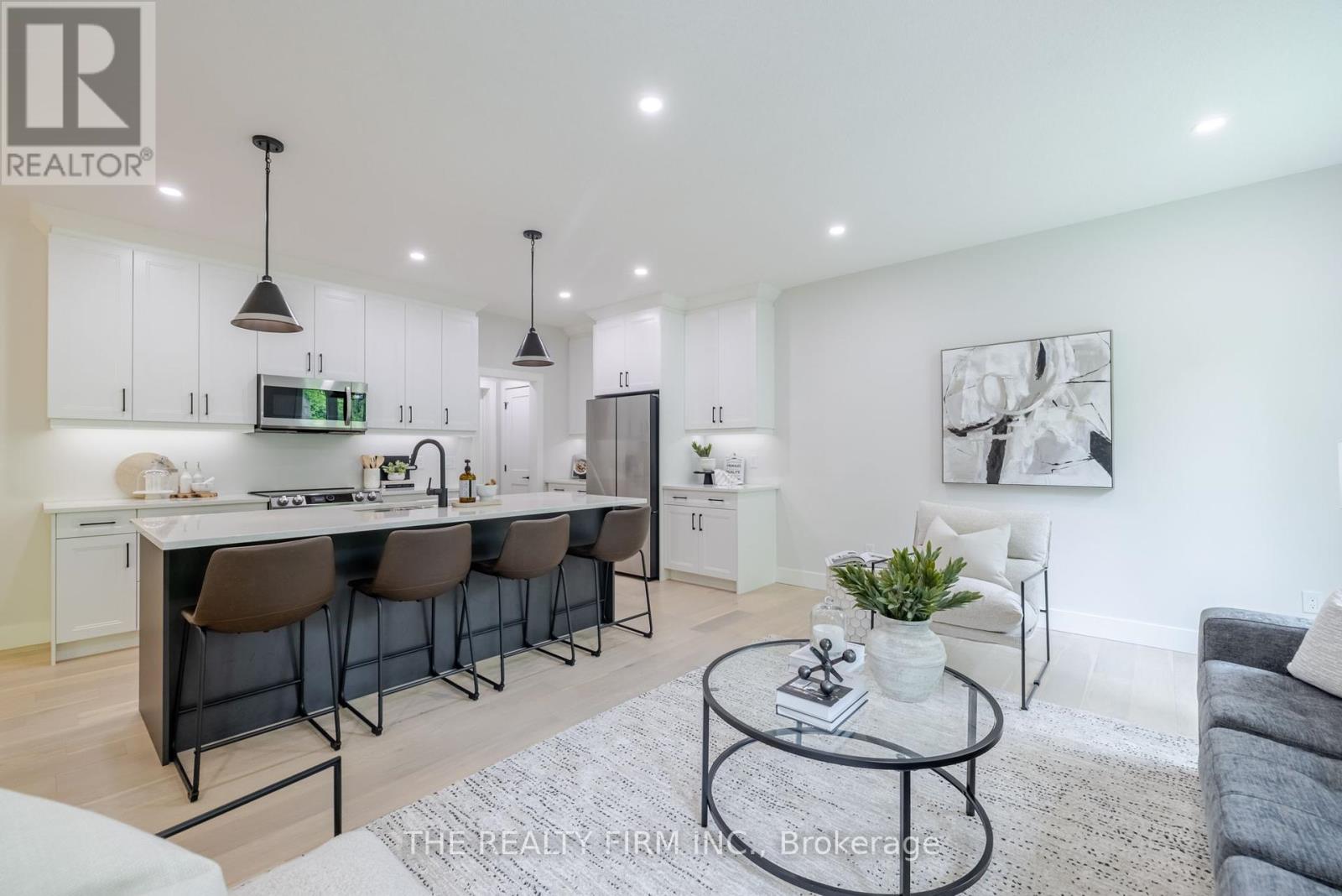 27 - 22701 Adelaide Road, Strathroy-Caradoc (Mount Brydges), Ontario  N0L 1W0 - Photo 11 - X12210114