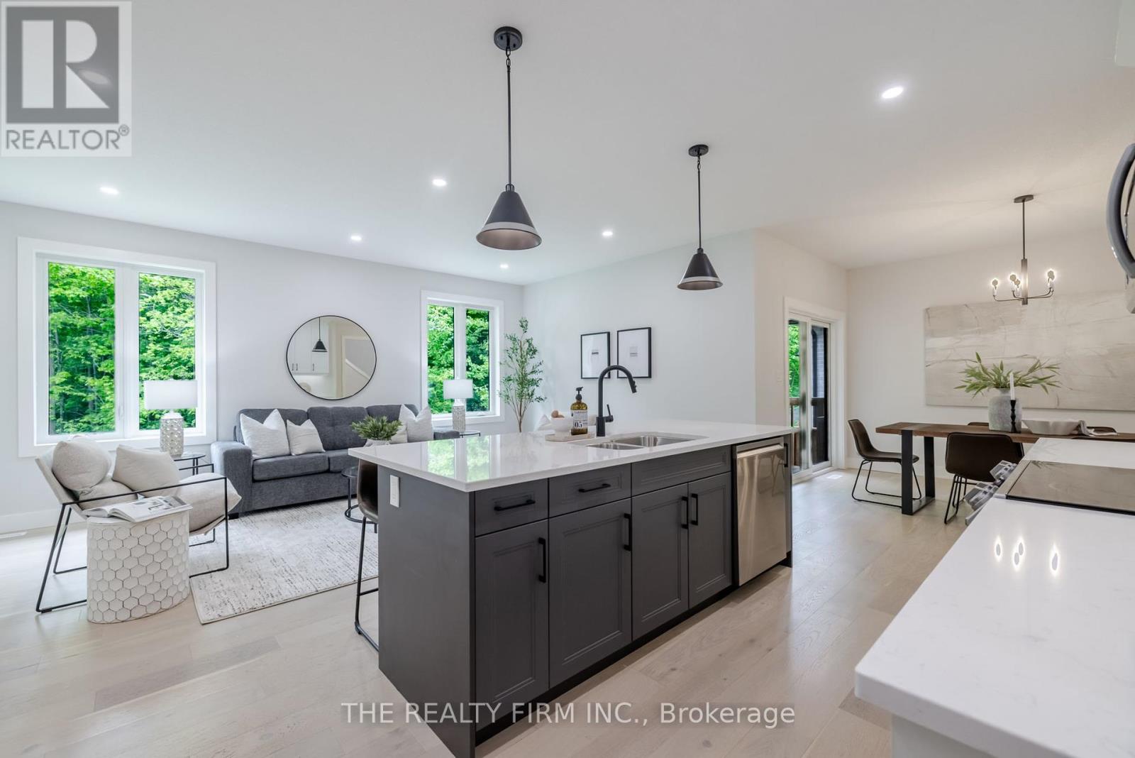 27 - 22701 Adelaide Road, Strathroy-Caradoc (Mount Brydges), Ontario  N0L 1W0 - Photo 14 - X12210114