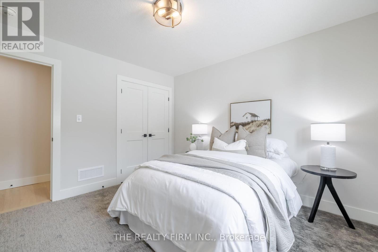 27 - 22701 Adelaide Road, Strathroy-Caradoc (Mount Brydges), Ontario  N0L 1W0 - Photo 24 - X12210114