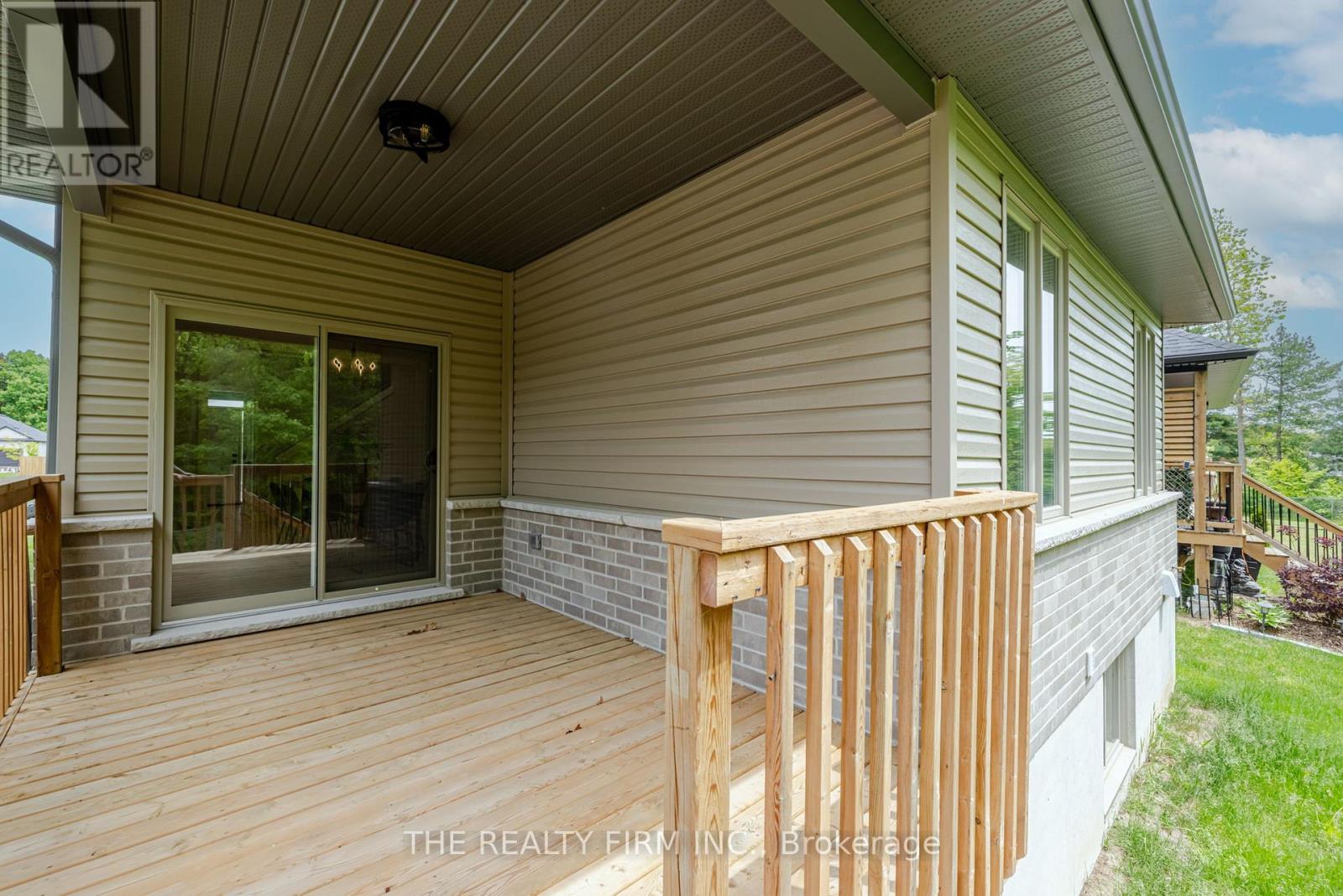 27 - 22701 Adelaide Road, Strathroy-Caradoc (Mount Brydges), Ontario  N0L 1W0 - Photo 29 - X12210114