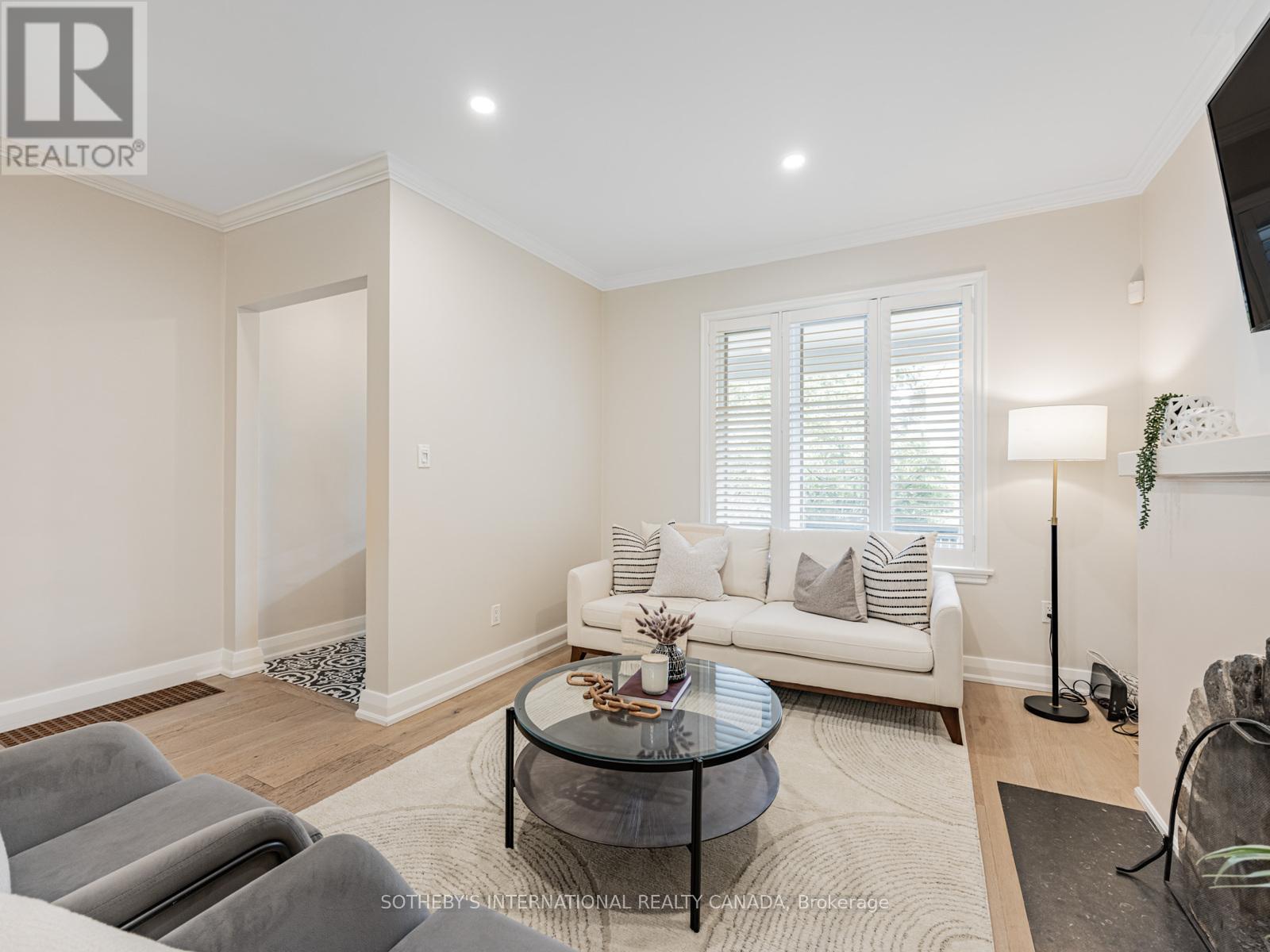300 Forman Avenue, Toronto (Mount Pleasant East), Ontario  M4S 2S7 - Photo 12 - C12209905