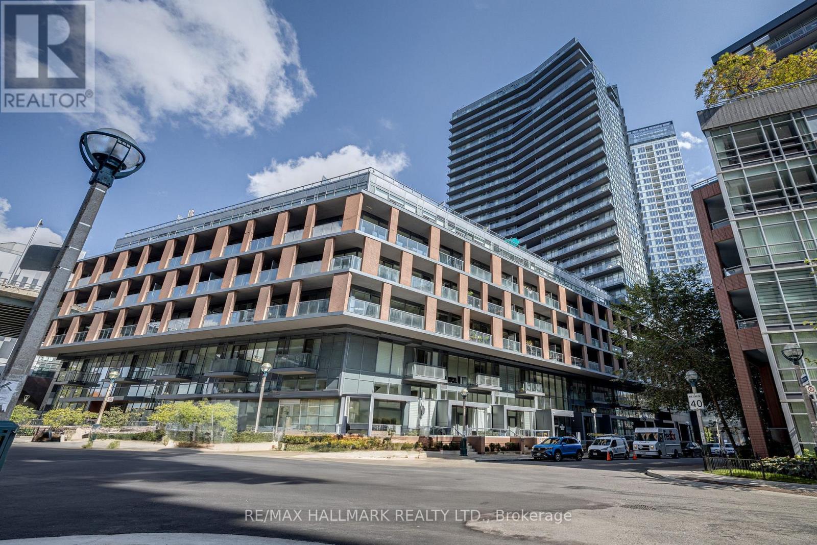 1515 - 20 BRUYERES MEWS, Toronto, Ontario