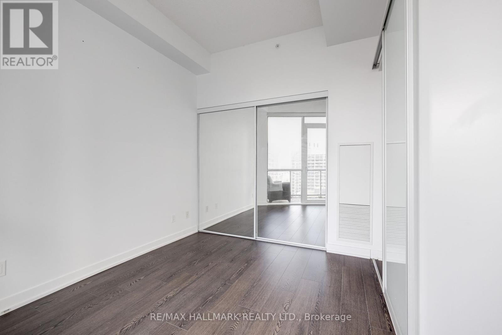 1515 - 20 Bruyeres Mews, Toronto, Ontario  M5V 0G8 - Photo 12 - C12209914