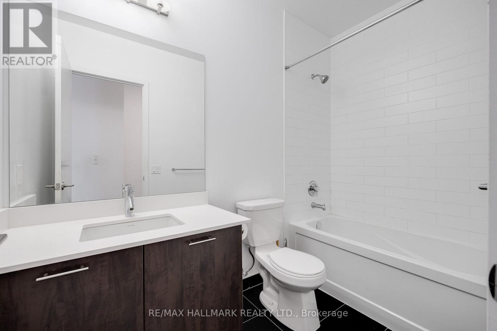 1515 - 20 Bruyeres Mews, Toronto, Ontario  M5V 0G8 - Photo 15 - C12209914